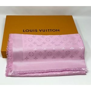 Louis Vuitton monogram shawl M73654
